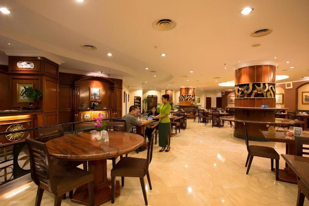 Classic Hotel Jakarta Exterior foto